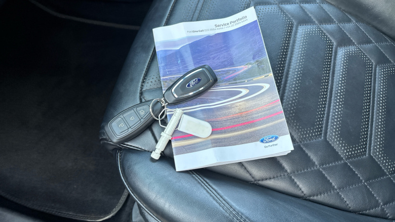 Ford Puma 1.0 EcoBoost Hybrid mHEV 155 ST-Line Vignale 5dr Petrol Hatchback